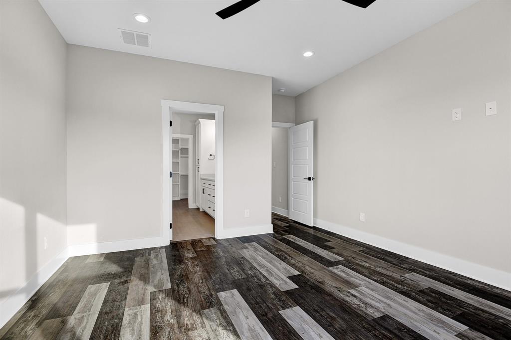1808 Aleia Cove