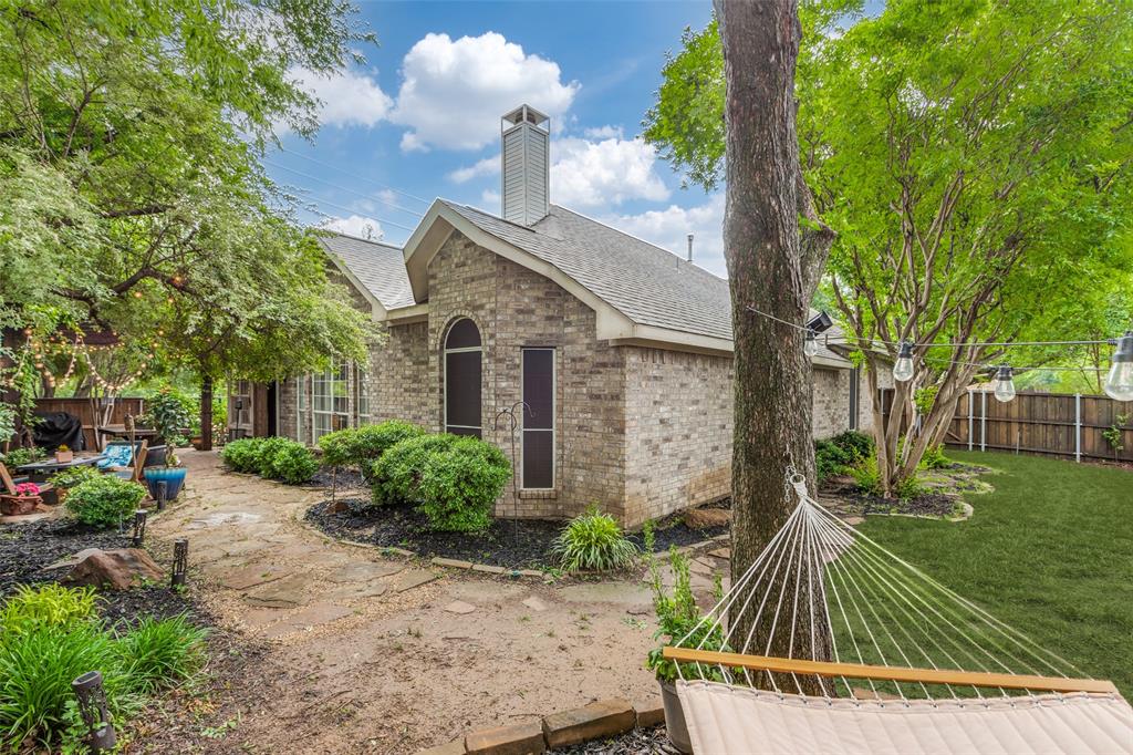 5000 Stonecrest Drive