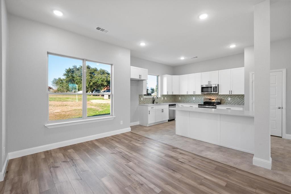 738 SE County Road 3122