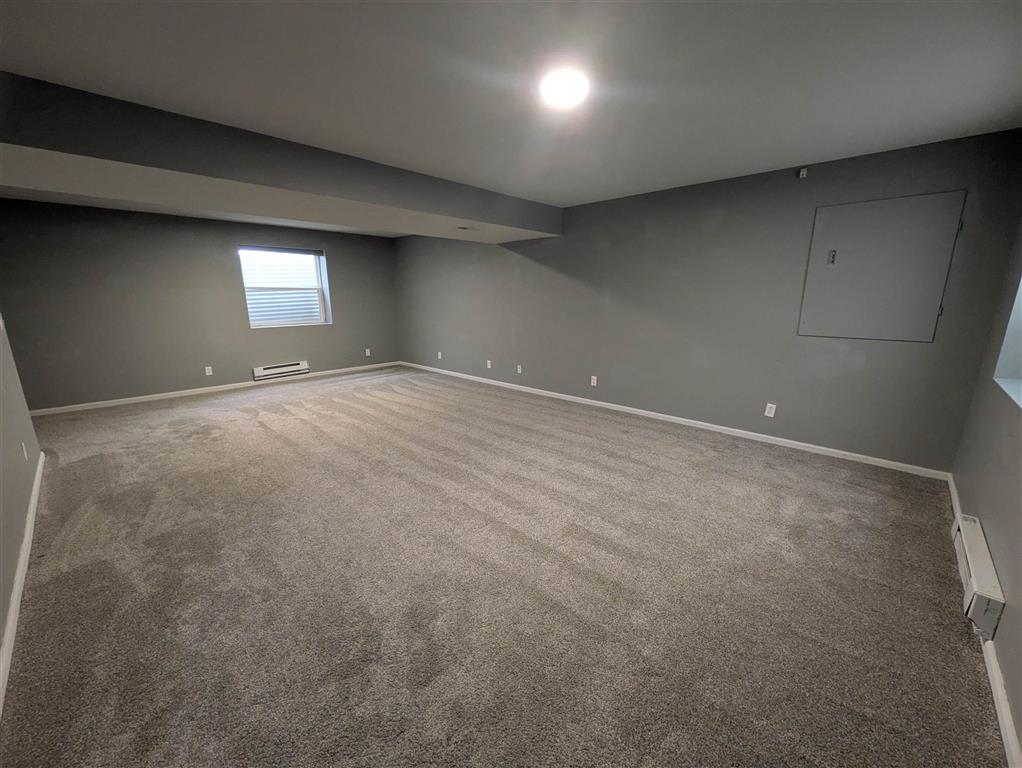 691 Oakwood Dr