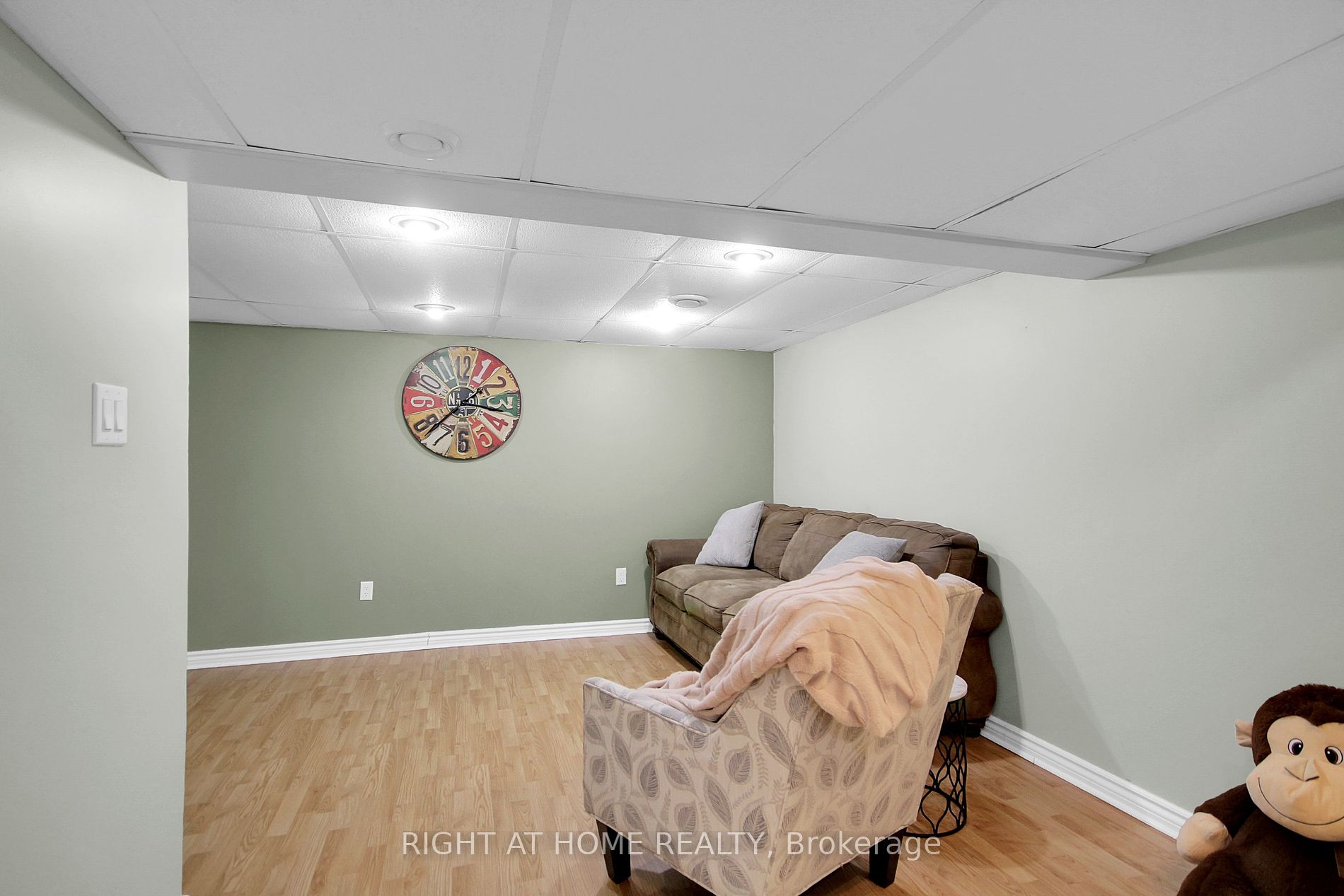 2126 Canberra Pl
