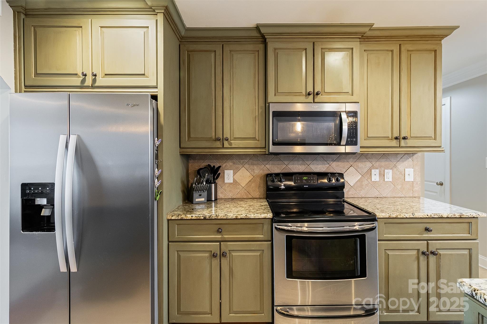 113 Pine Bluff Court