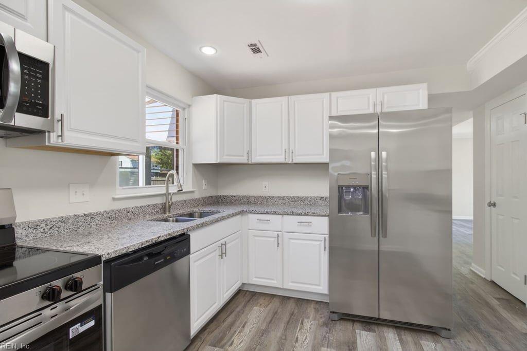 341 Malden Lane
