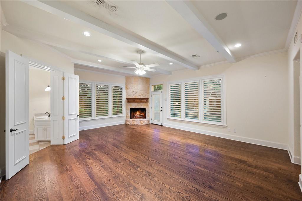 7 Woodland Drive