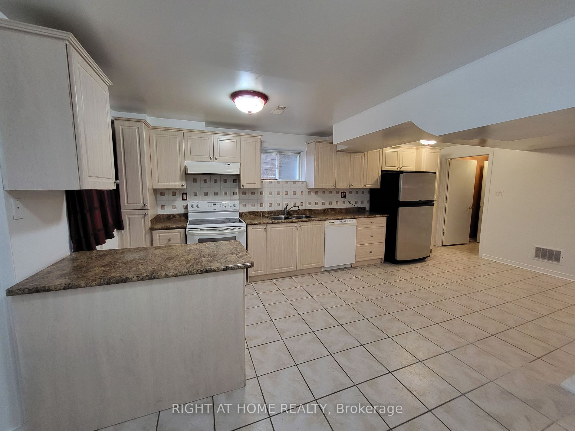 37 Giotto Cres