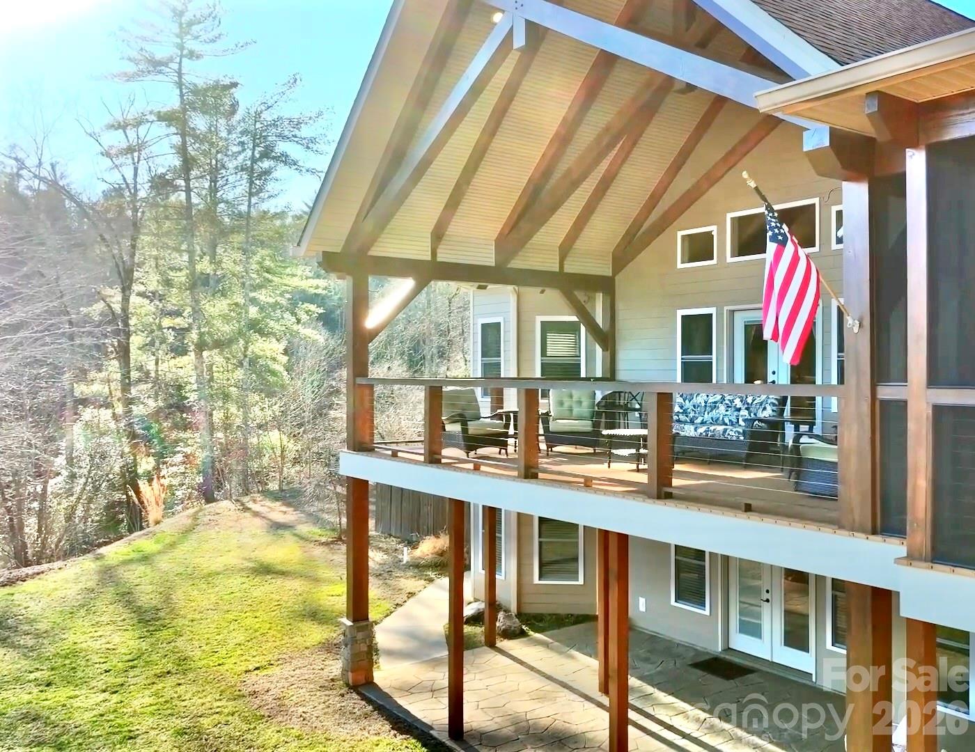 1510 Royal Lane