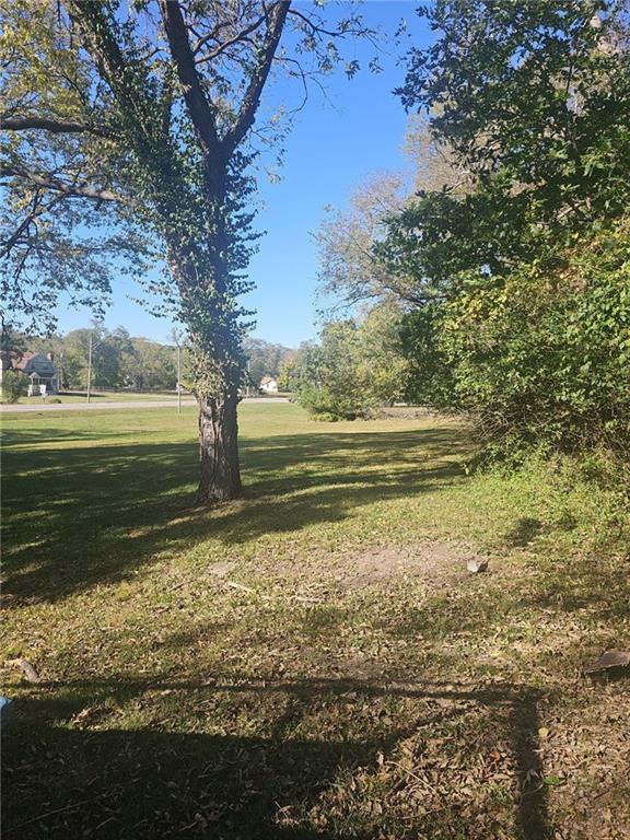 5301 NW Waukomis Drive