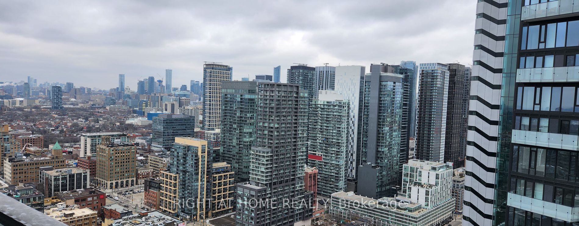 470 W Front St 3106