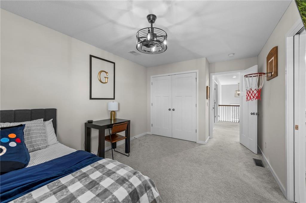 7613 N Tullis Avenue