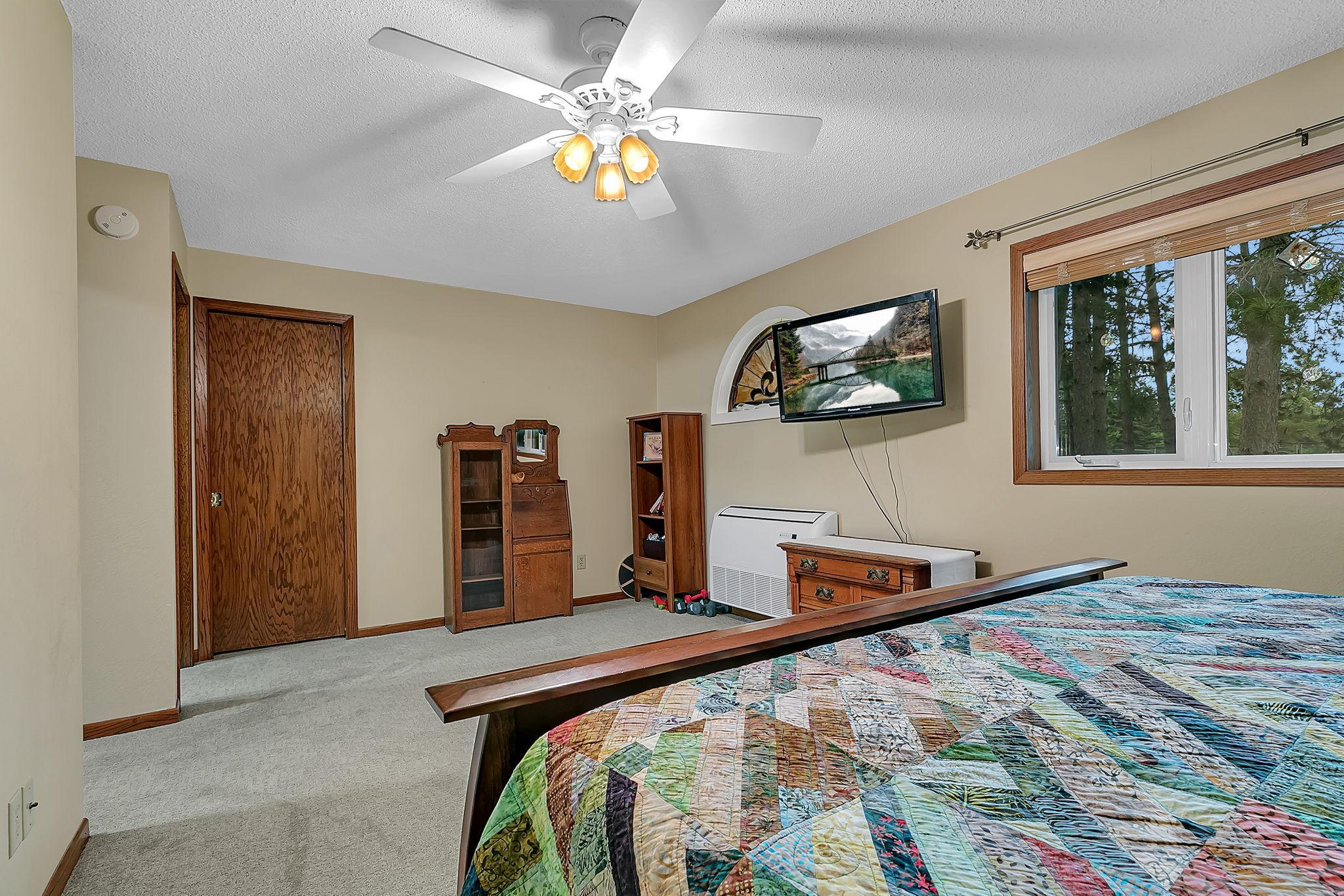 22603 Fable Road