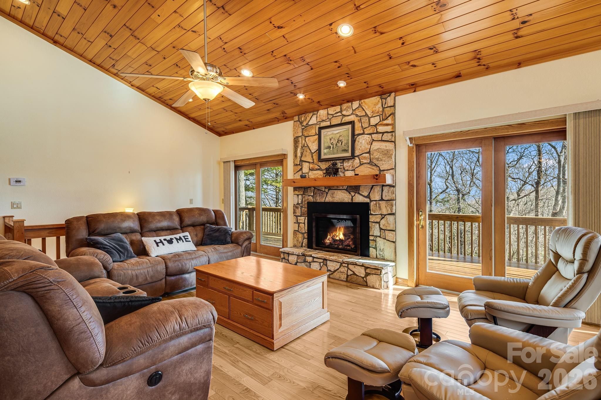 20 Stony Crest Drive