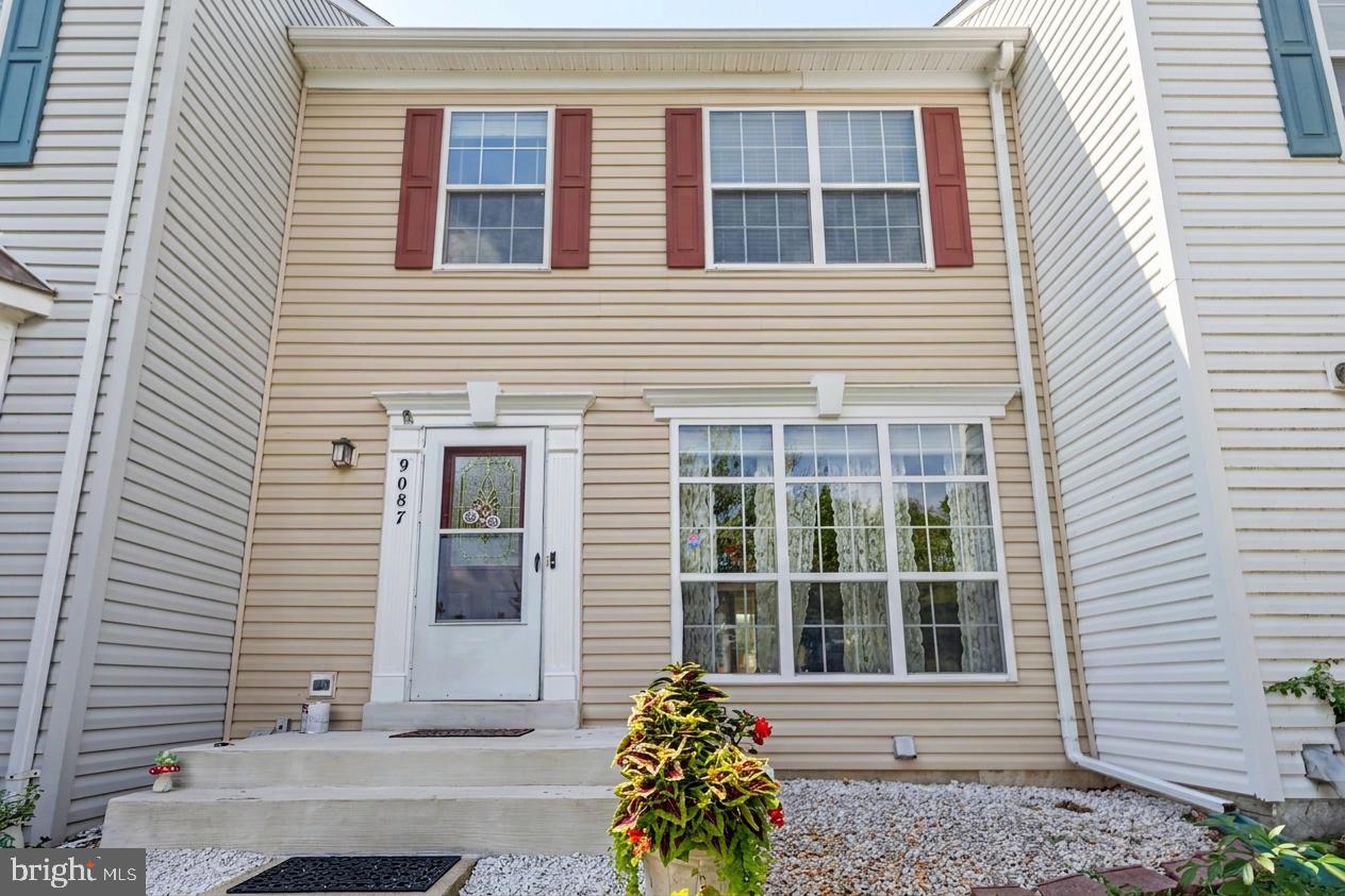 9087 Slate Stone Loop, Bristow, VA 20136
