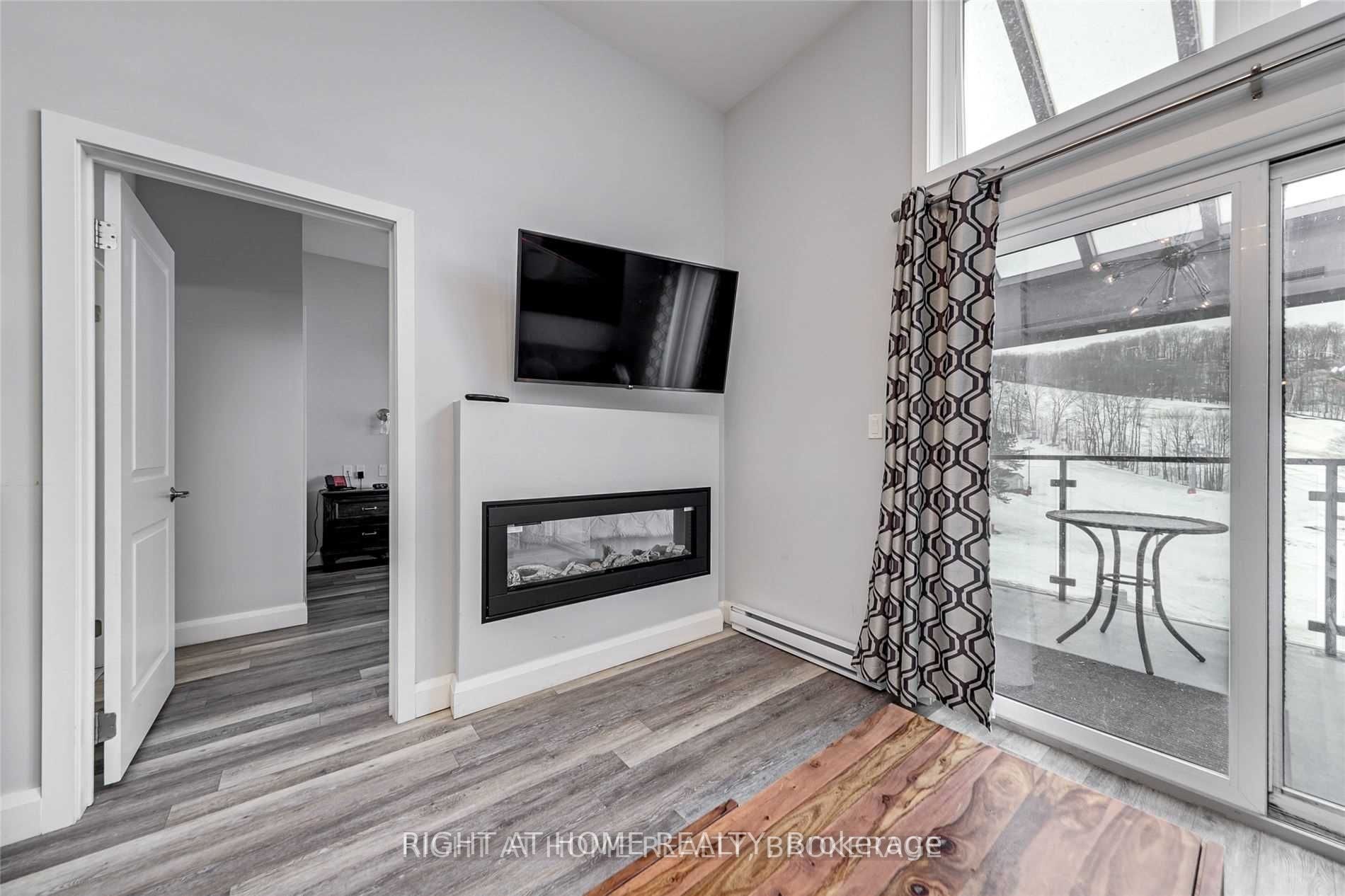 80 Horseshoe Blvd 503