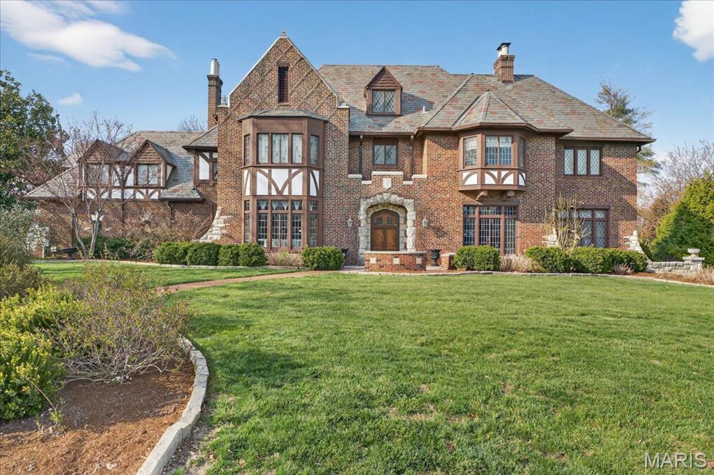 66 Lake Forest Drive