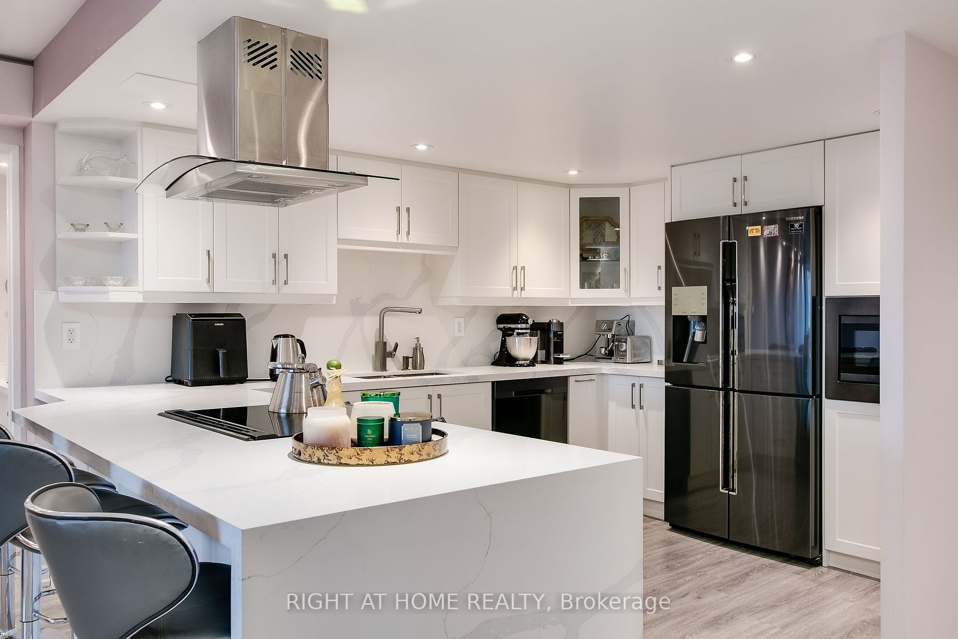 1555 E Finch Ave 2401