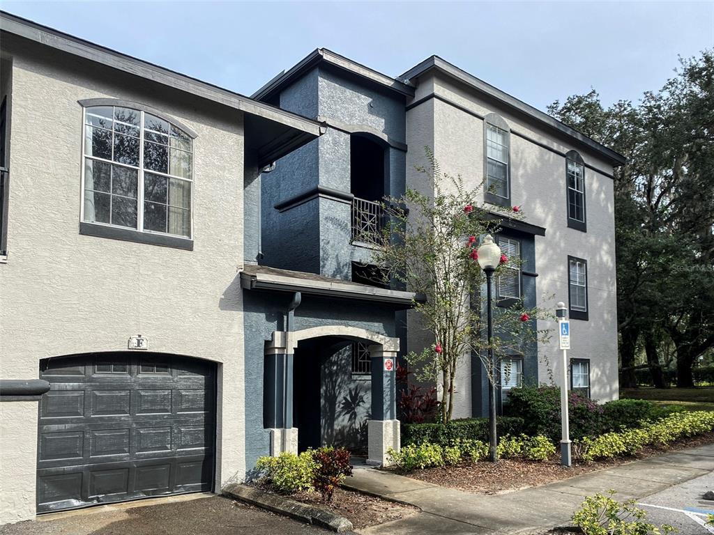 13012 Arbor Isle Drive 305, Temple Terrace, FL 33637