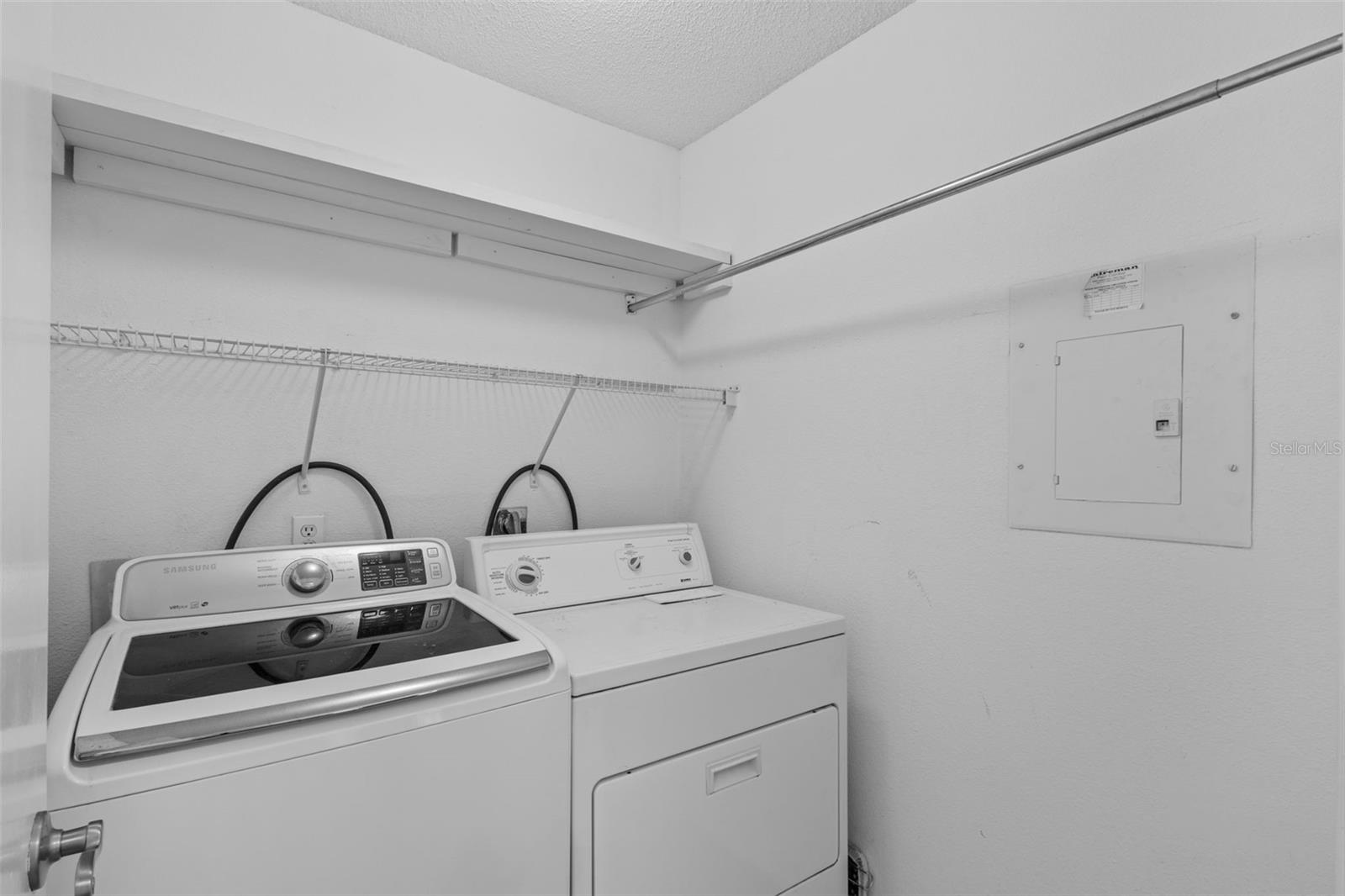 9481 Highland Oak Drive 305