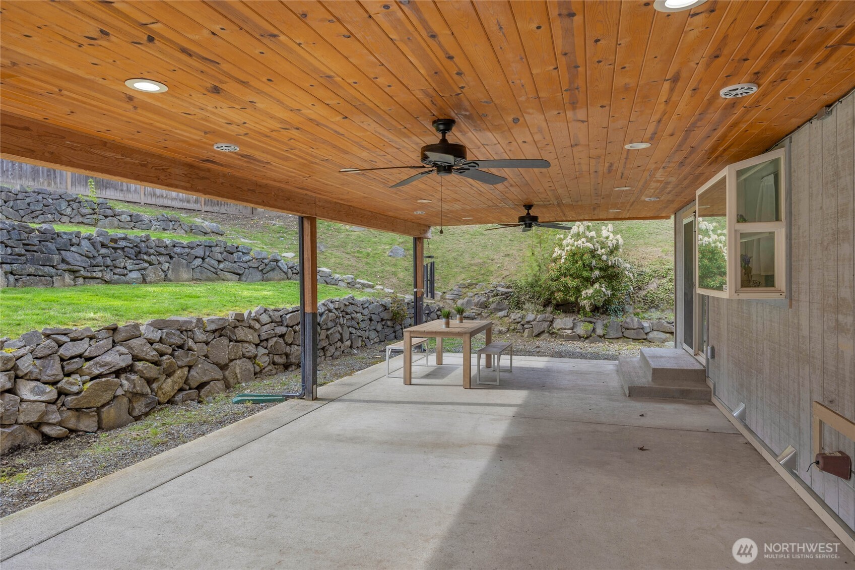 1302 Valley View Drive
