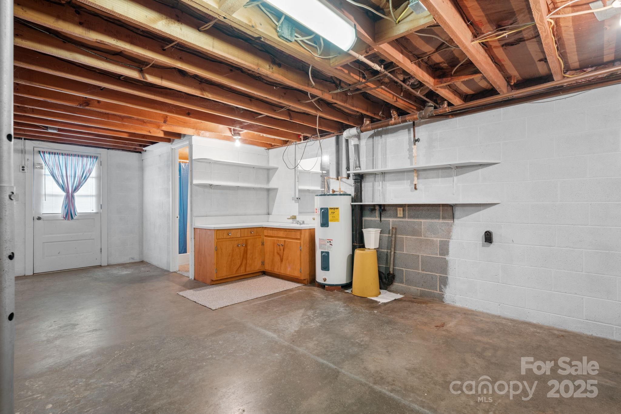 902 Greenwood Place
