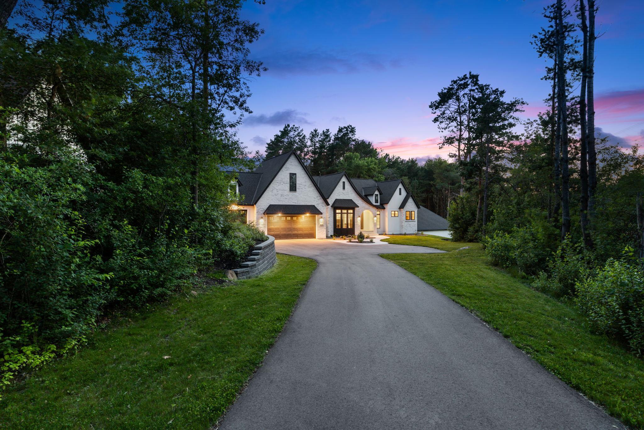 5736 57th Street Cove N