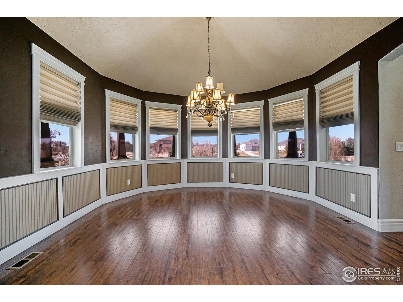 8734 Longs Peak Cir