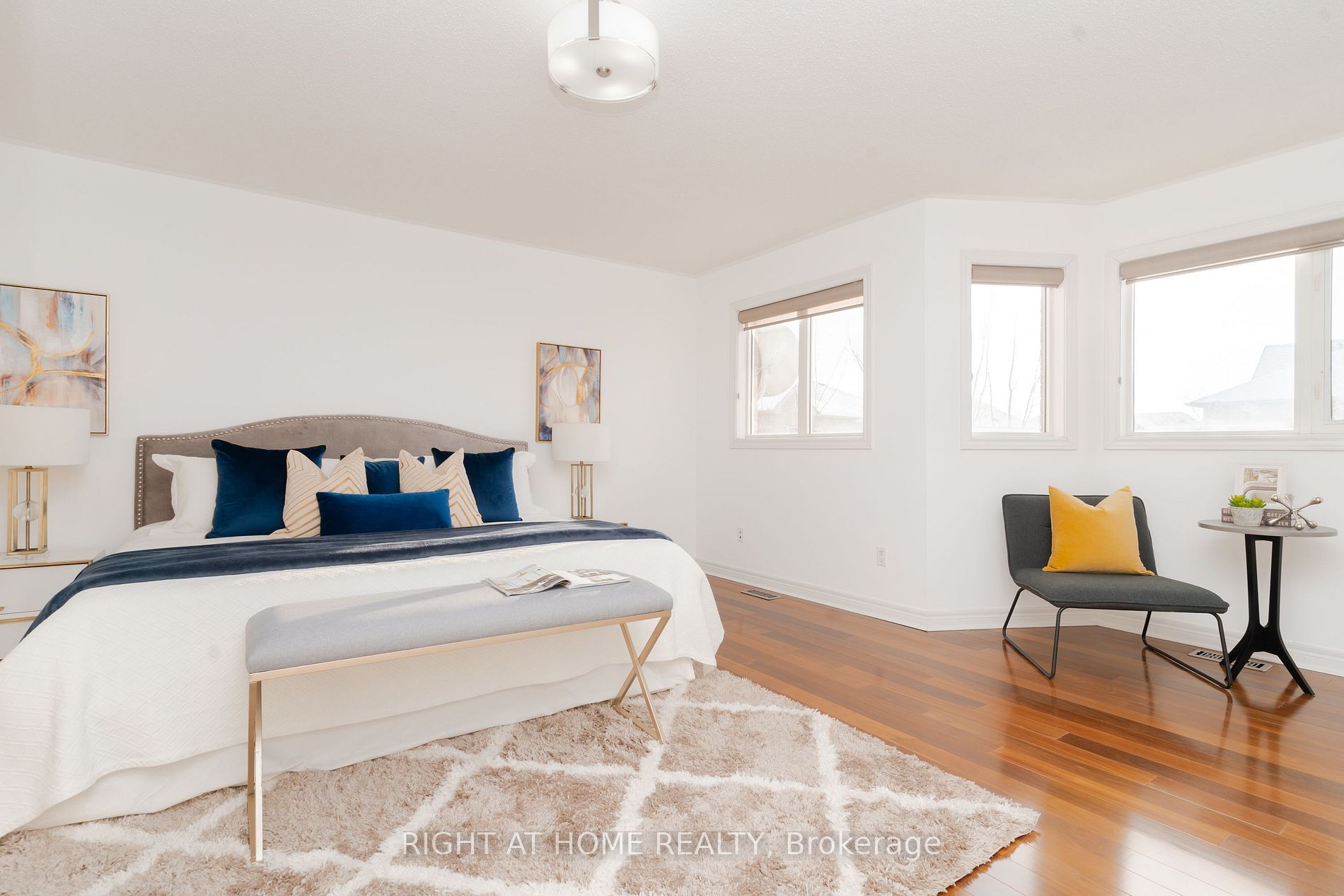 172 Kingsview Dr