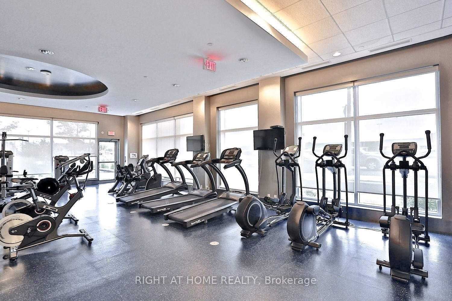 65 Speers Rd 203
