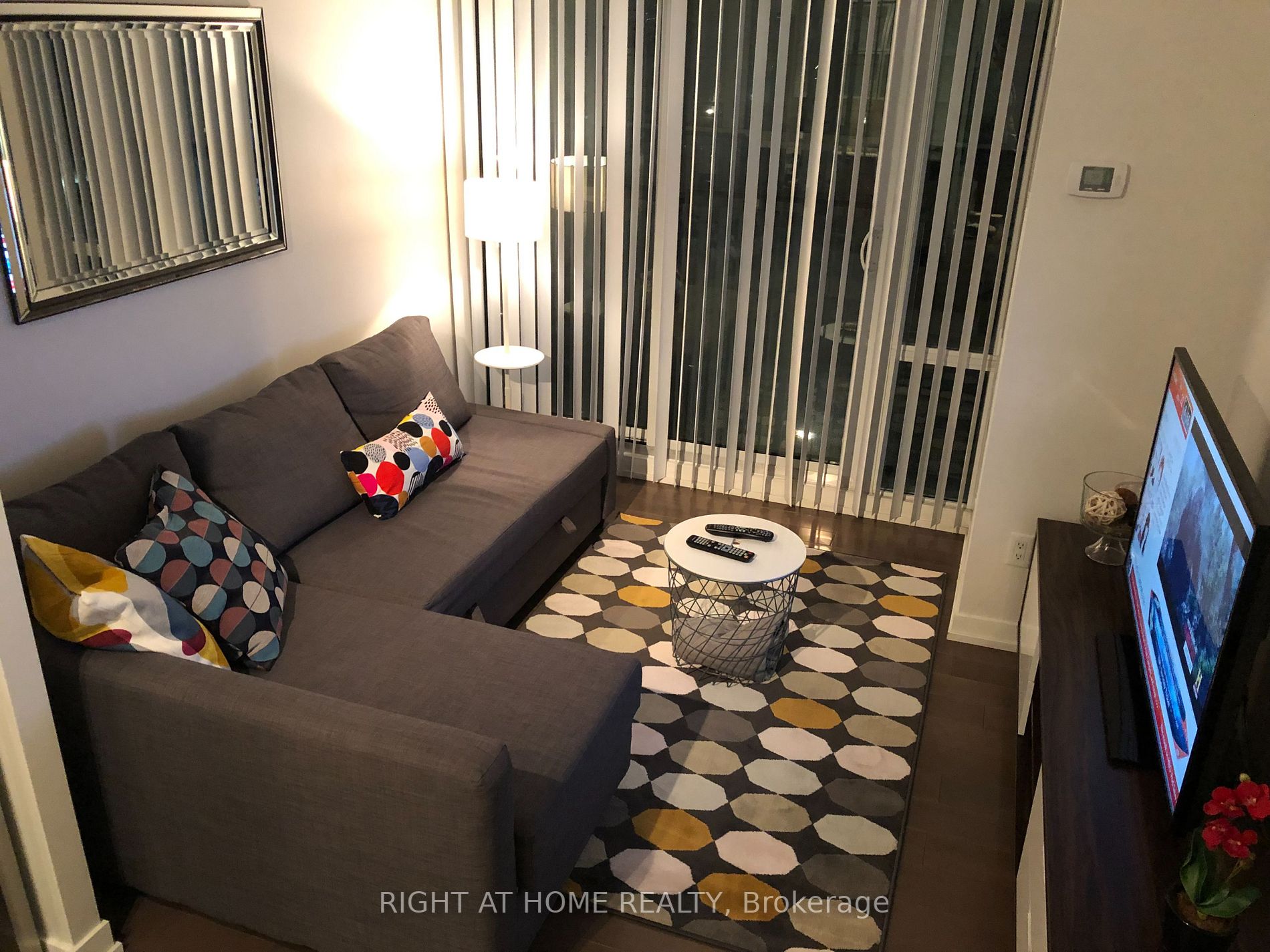 170 Fort York Blvd 205