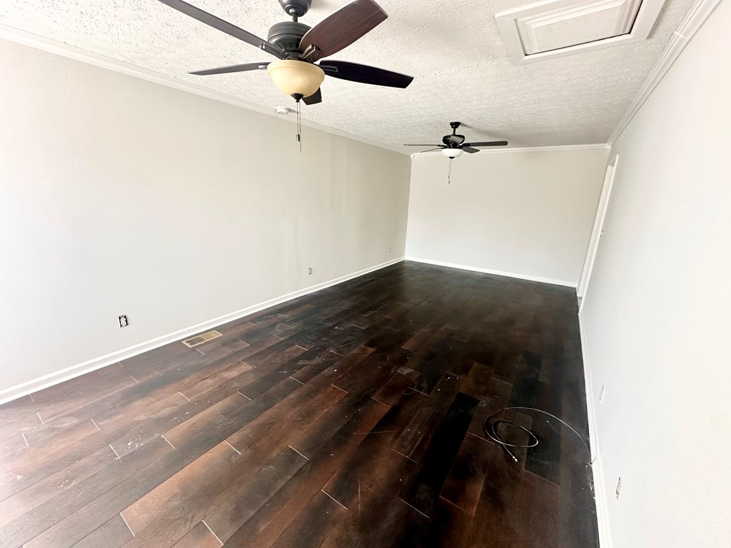 218 Cumberland Cove Dr.