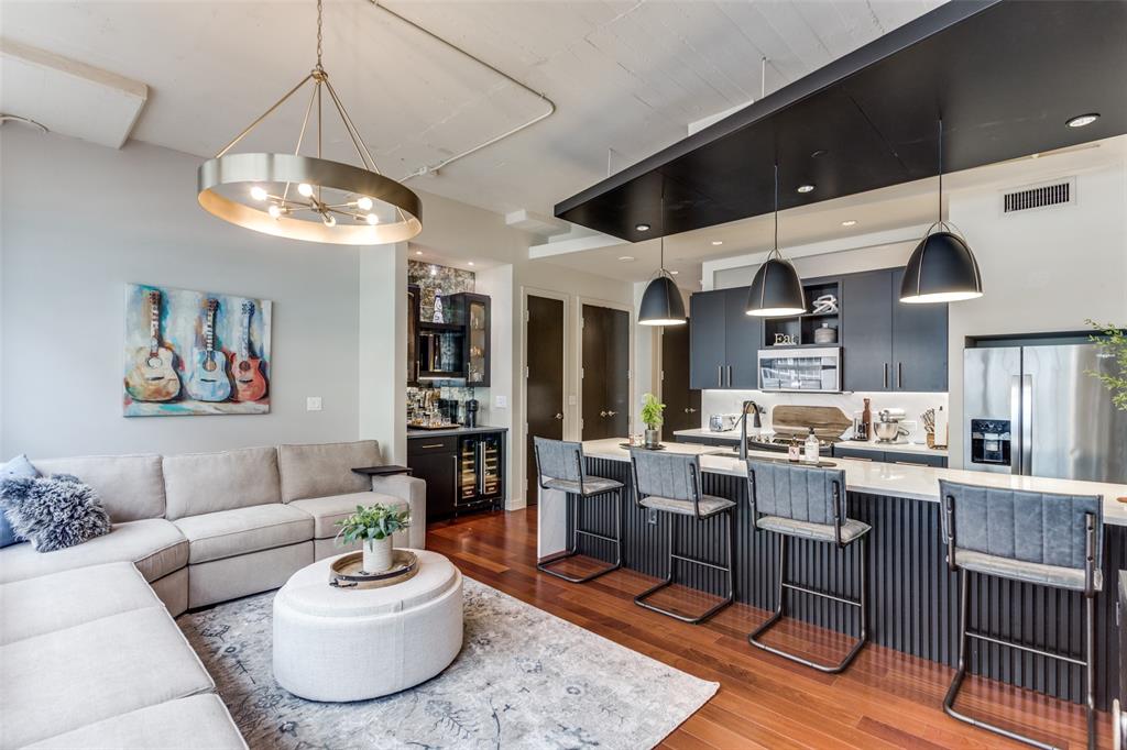Luxury urban living in the heart of Montgomery Plaza! This beautifully updated condo offers the perfect blend of style, comfort, and convenience in one of Montgomery Plaza’s most sought-after communities. Inside, you’ll find upgraded quartz countertops, custom built-in cabinetry, and a designer bar complete with a wine fridge—perfect for entertaining. The open-concept layout creates a seamless flow with modern finishes and functional living spaces designed for everyday comfort. Enjoy resort-style amenities including a stunning outdoor pool, private cabanas, built-in grilling stations, fitness center, and media room—bringing luxury living right to your doorstep. Located in the vibrant West 7th district, you’re just steps away from premier shopping, dining, entertainment, and nightlife. Whether you’re looking for a lock-and-leave lifestyle or an upscale urban retreat, this condo offers the ultimate Fort Worth living experience