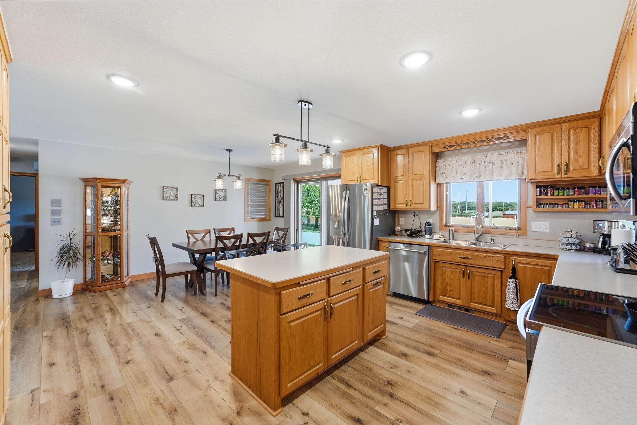 9422 County Road 138