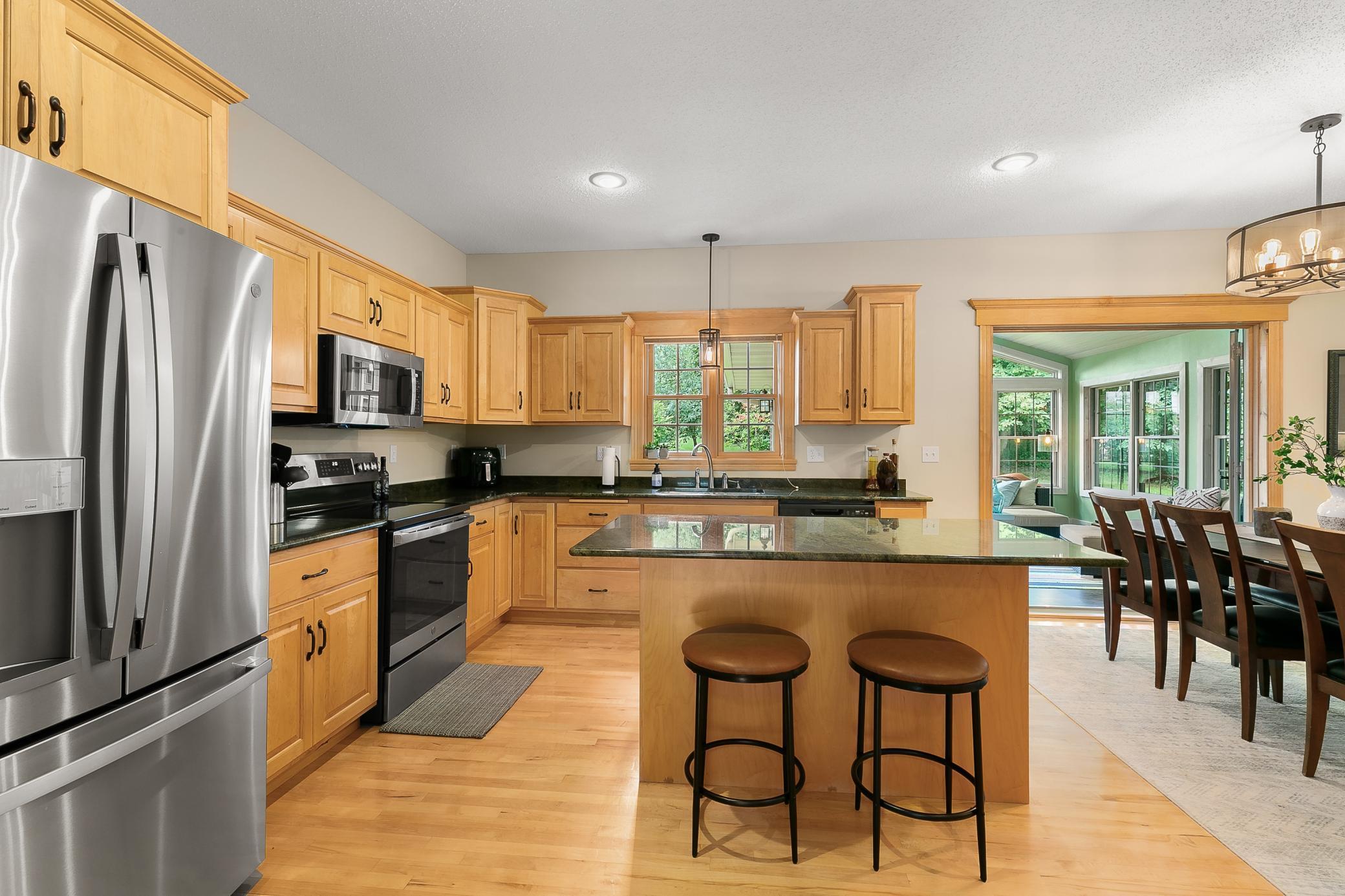 1301 Pondview Lane