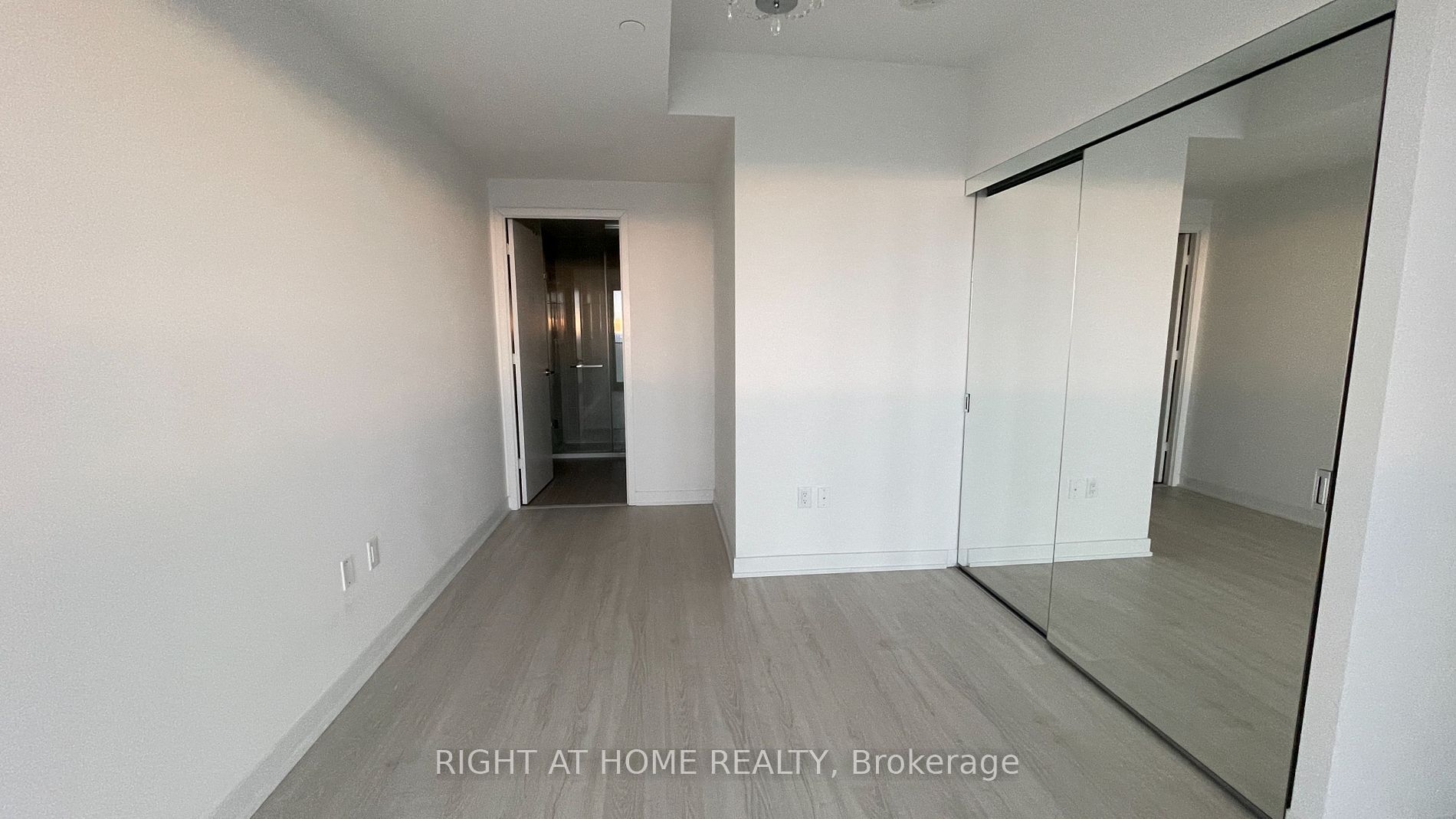 3883 Quartz Rd 4104