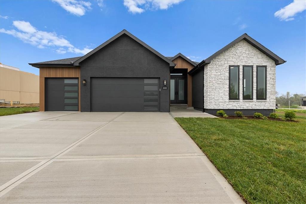 2120 SW Wheatfield Drive