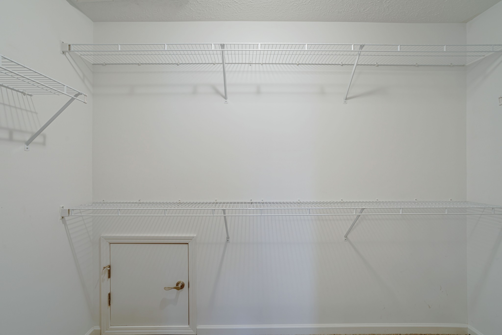 908 Indian Ridge Circle