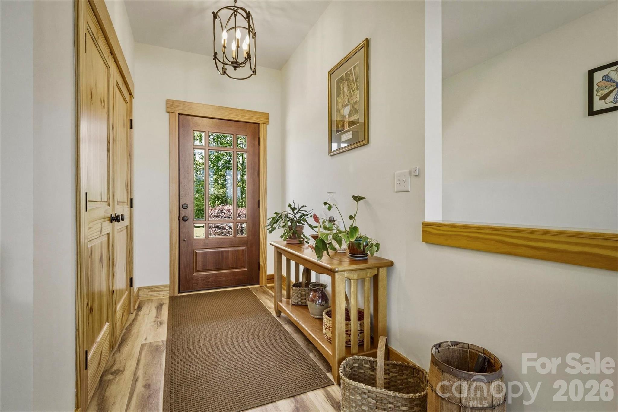 5564 Table View Lane