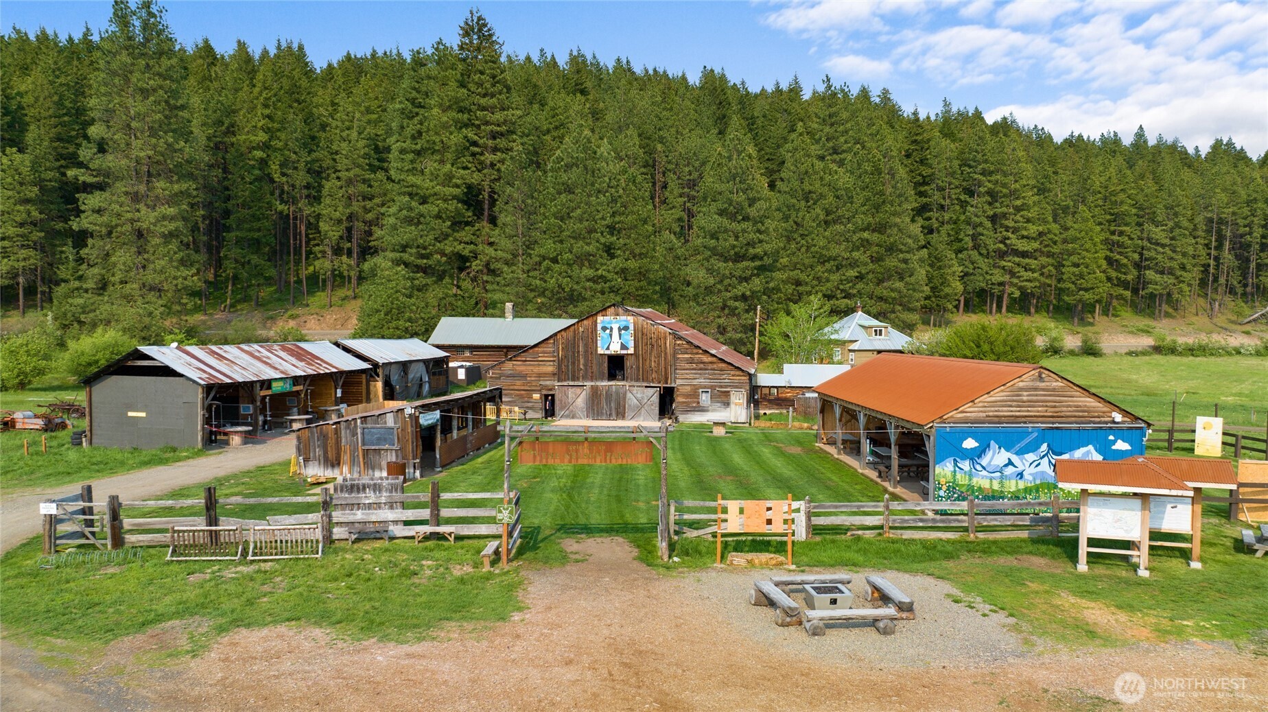 Nelson Farm has tons of activites year round. so much fun to watch the Elk Herd.