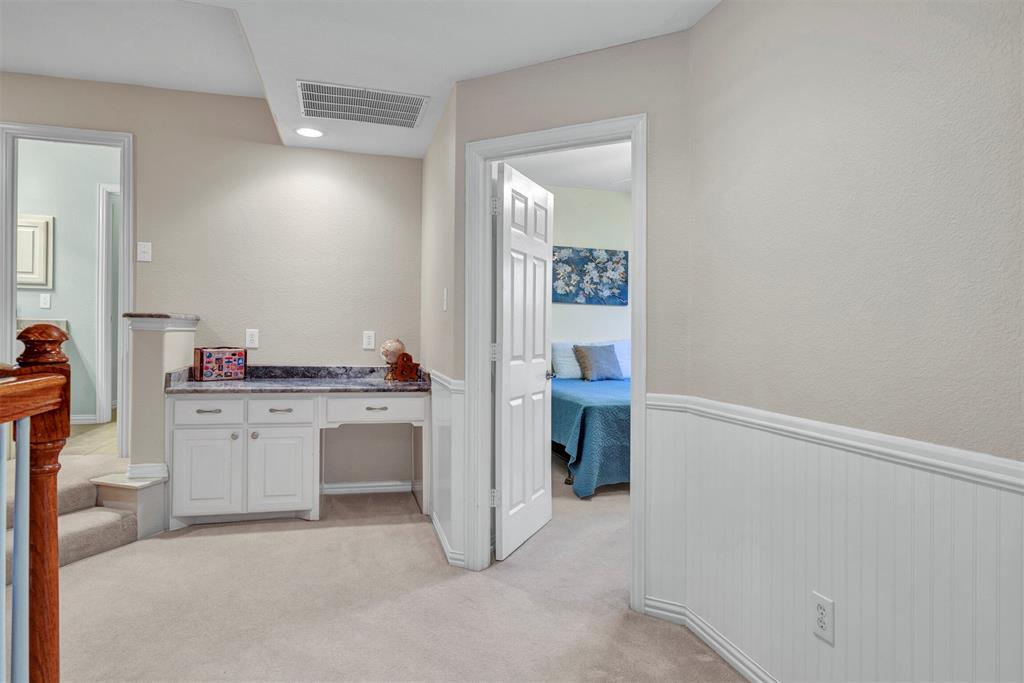 5700 Hathaway Drive