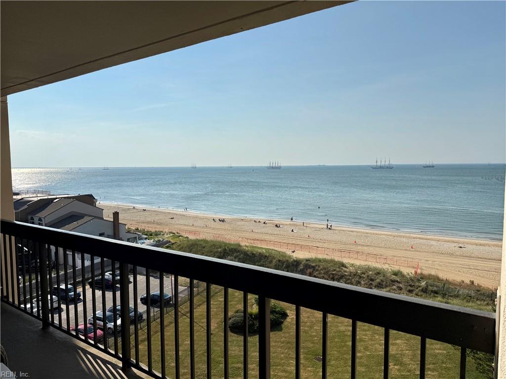 2830 Shore Drive 706