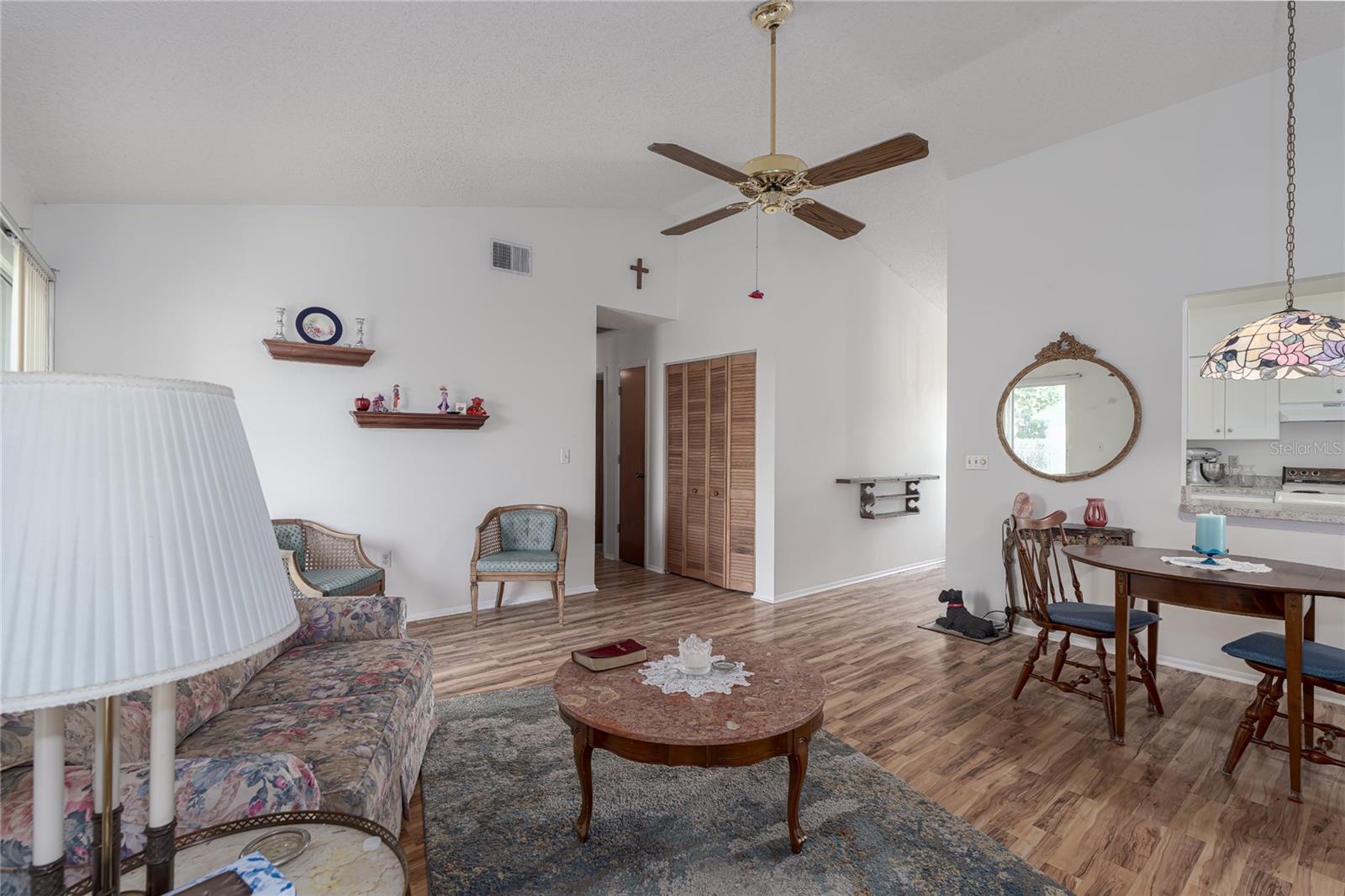 1522 12th Street Drive W