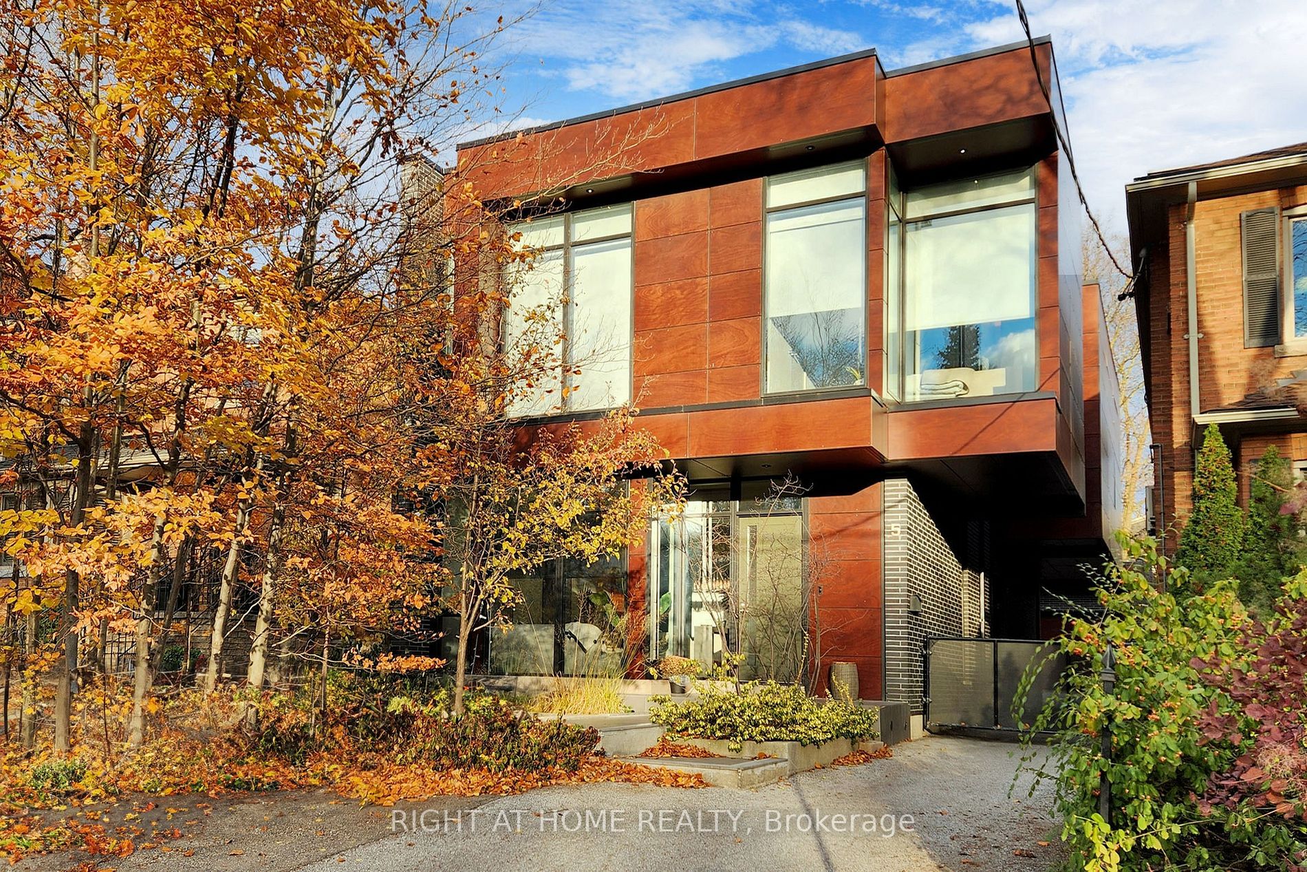 5 Braemar Ave