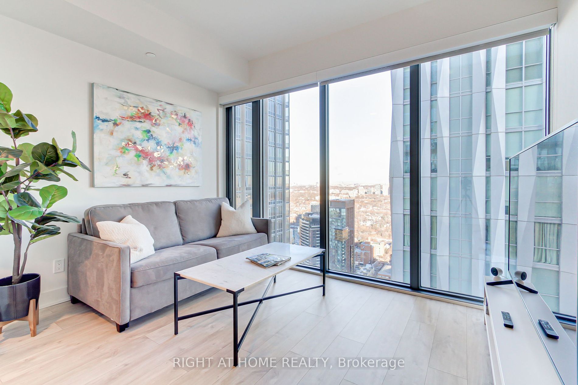 8 Cumberland St 4001