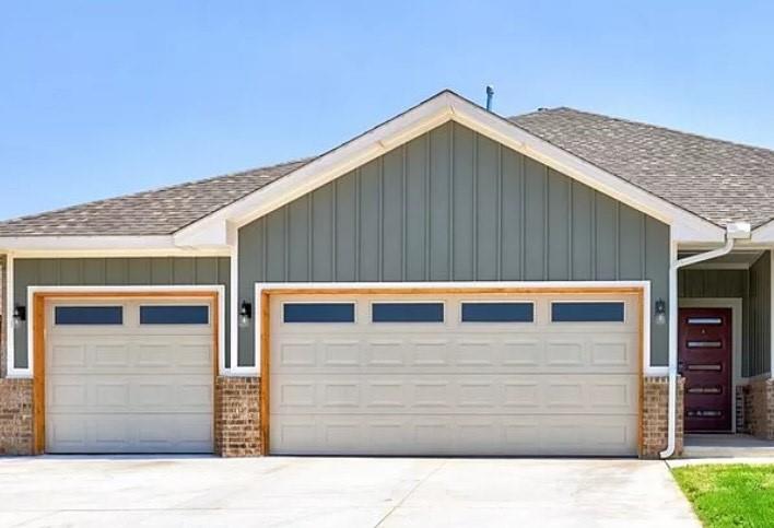 Seller is related to the broker (#171246). The property is tenant-occupied; please allow at least 48 hours’ notice for all showings. Showings are subject to tenant availability and confirmation.