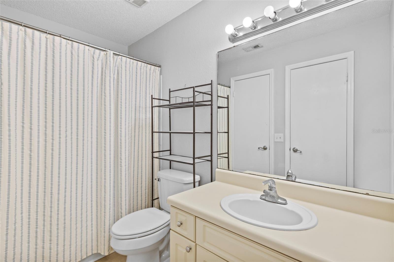 9481 Highland Oak Drive 305