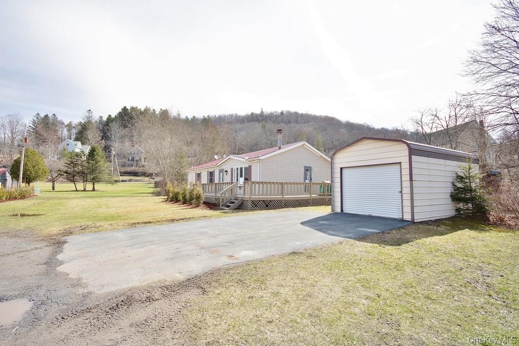 32 Meadow Street 17B