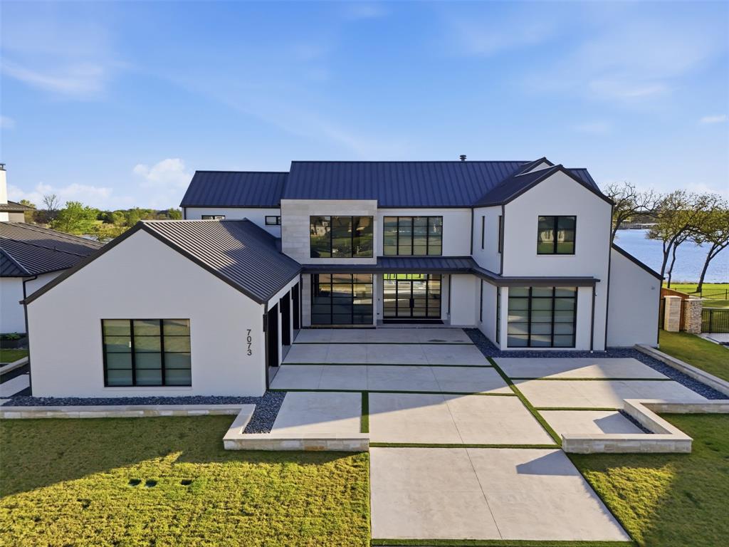 7073 The Resort Boulevard