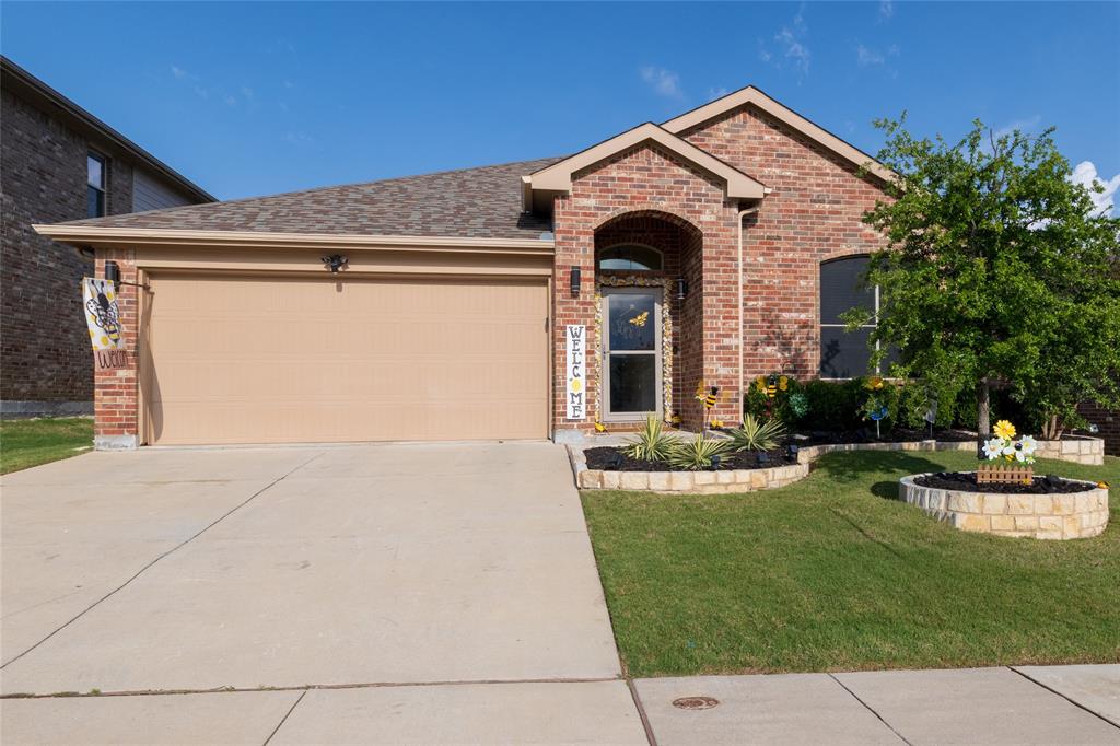 Meticulously maintained EAST facing home in Bar C Ranch. Lots of love has gone into this one. Great curb appeal with a manicured yard and lush landscape. 4 bedroom floorplan with a split owner's suite, and 4th can be used as an office. Great open concept kitchen with granite counters, stainless steel appliances including a gas range, and a pantry.  2 inch blinds throughout and solar screens for added energy savings. The breezy covered patio with open patio extension overlooks a manicured backyard.  The yard is fully sprinklered and there's a large PVC shed that will convey.  Roof was replaced in 2022.  An overall solid home with fresh paint and good decor so it shows very nicely.  Hurry and come see this one today!