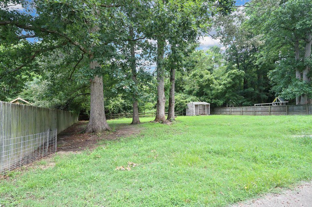 212 Pinewood Drive