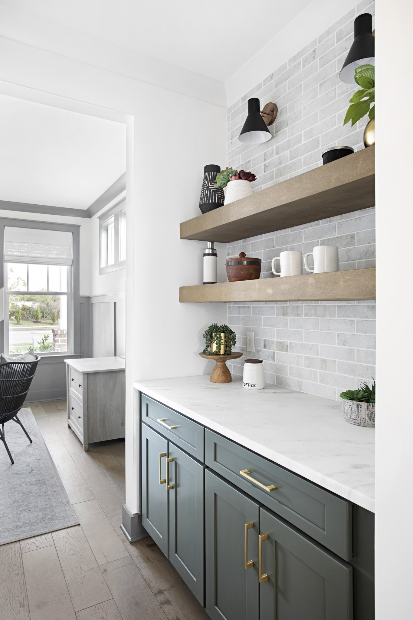25 Cornice Dr