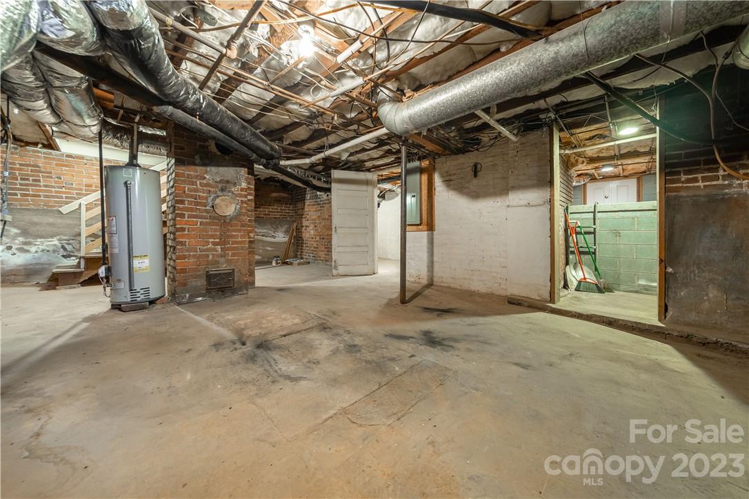 600 West Union Street